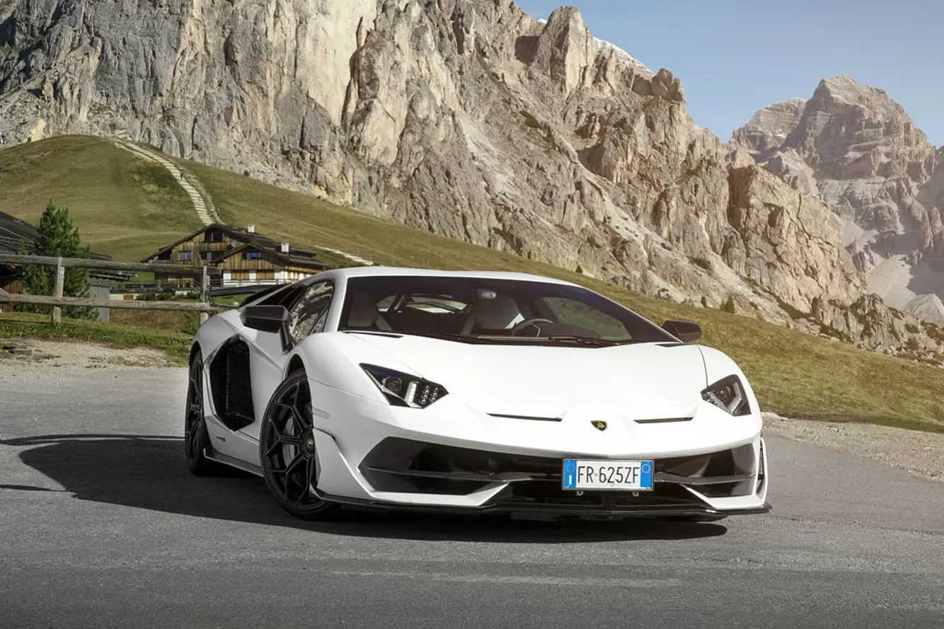 Lamborghini Aventador SVJ